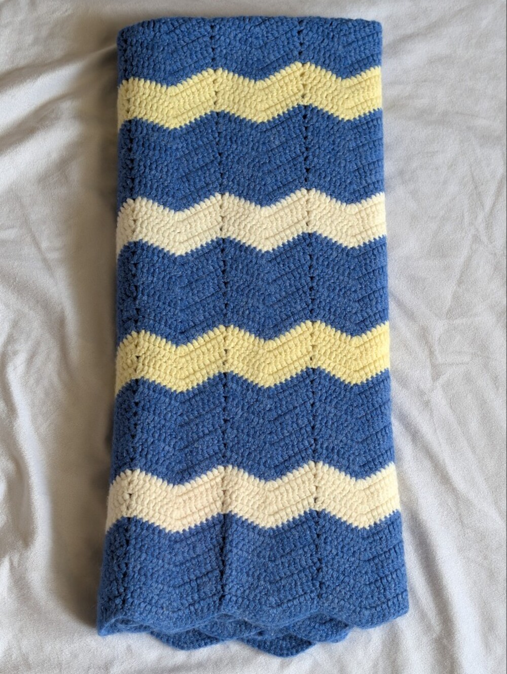 Handmade Crochet Baby Blanket Chevron Ripple Afghan Stroller Throw Nursery Decor